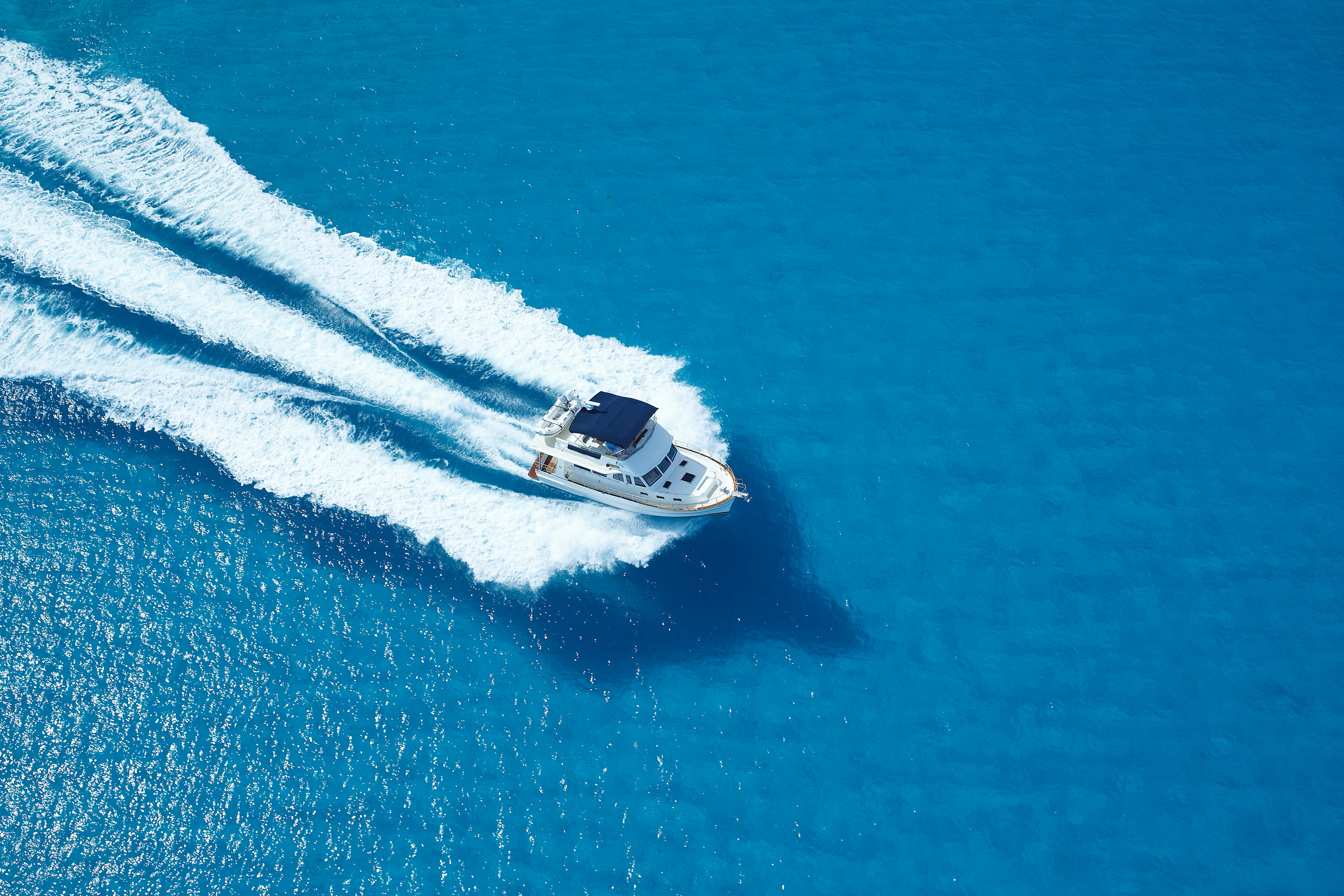 46 Flybridge Sport Yacht underway in Biscayne Bay, Miami Beach